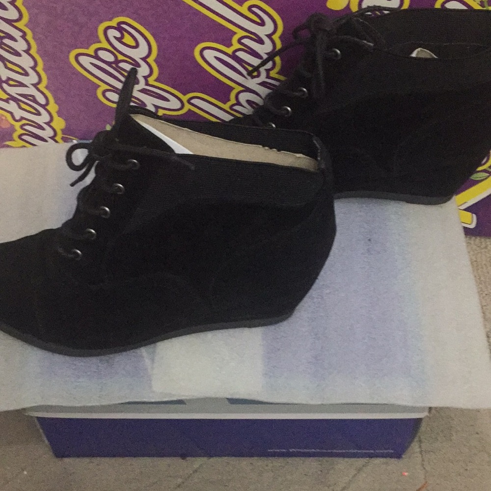 Nice Faux Suede Booties - image 4